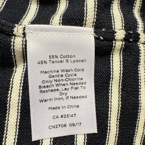 Talbots Lightweight Crewneck Sweater M - Picture 4 of 5